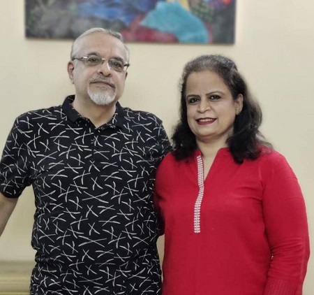 Abhinav Manohar parents