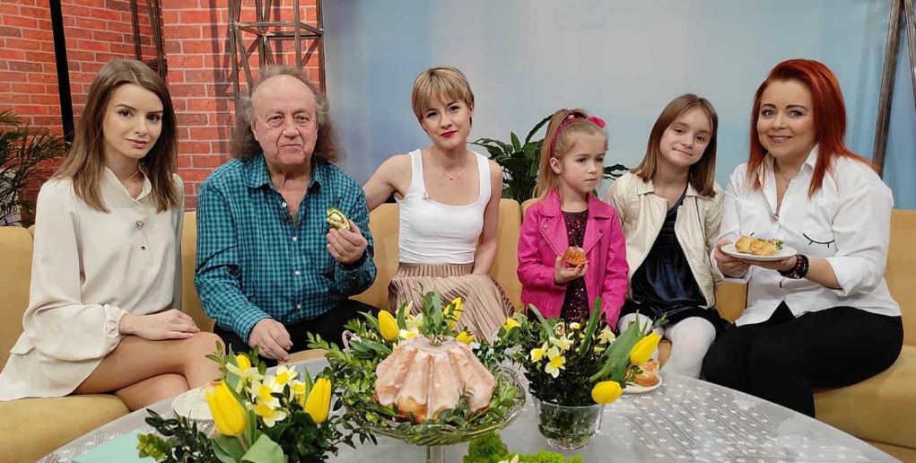 Alina's spouse Józef Skrzek and kids