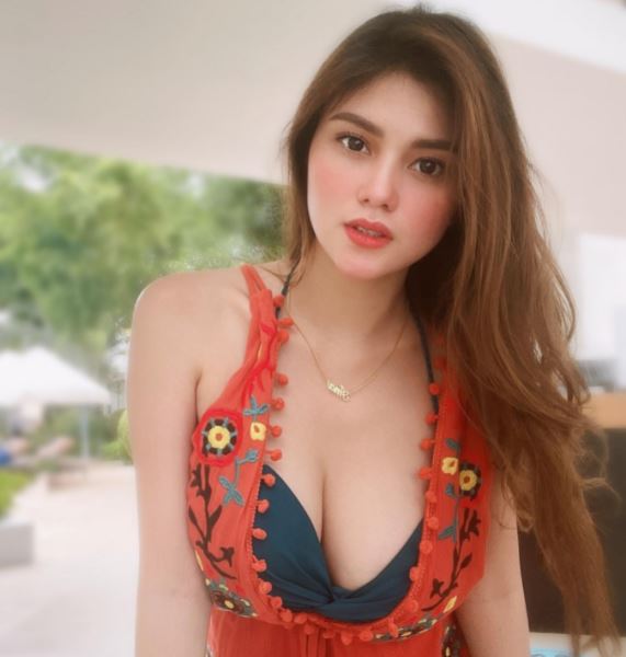 Ana Jalandoni bio