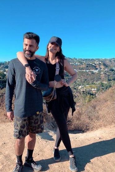 Anand Ahuja likes traveling