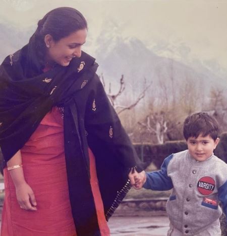 Anand Ahuja old image with his mother