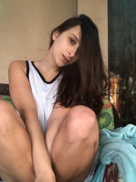 Ashley Adams Wikipedia, Biography, (Early Life & Education)
