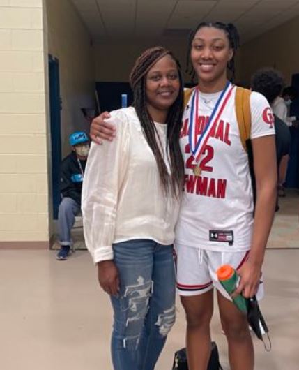 Ashlyn Watkins with her mother