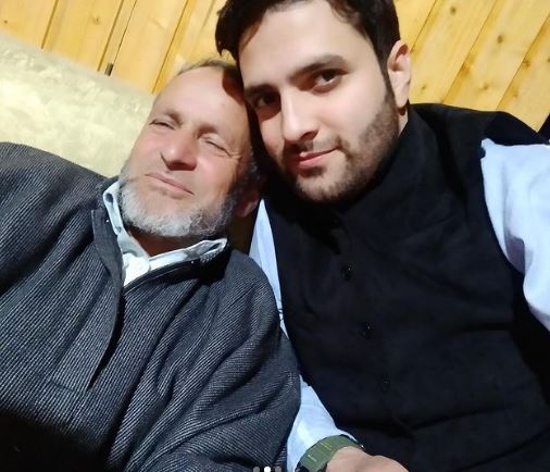 Athar Aamir Khan with his dad