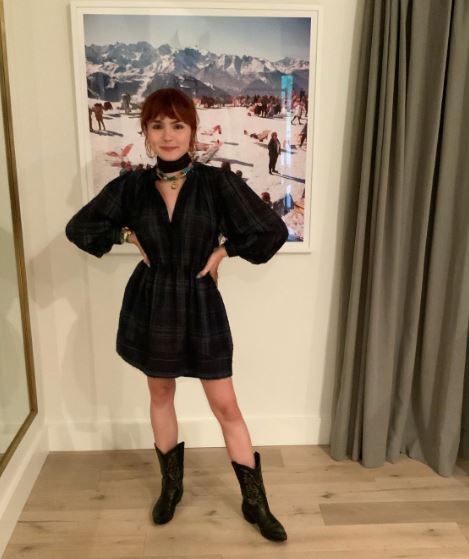 Ava Maybee height