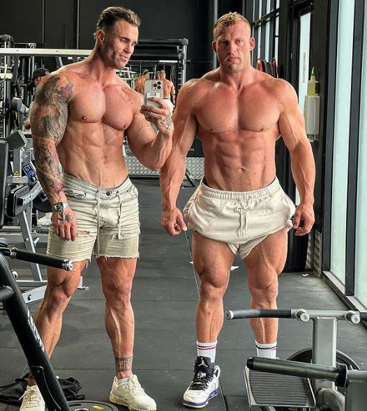 Calum Von and his friend