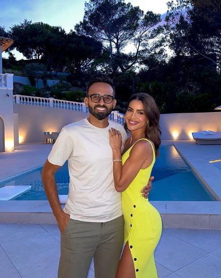 Camila with her husband Ícaro Coelho