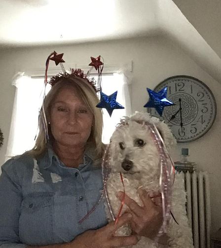 Dana Lee Burgio is an animal lover
