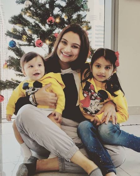 Dimpy Ganguli with her son and daughter
