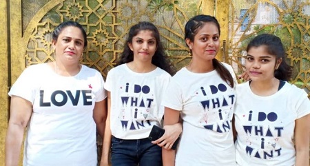 Gayathri with her mother and sister