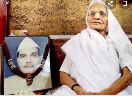 Heeraben Modi Husband Name & Marriage