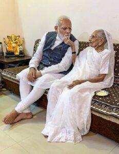 Heeraben Modi [Narendra Modi's Mother] Wiki, Biography, Age, Husband ...