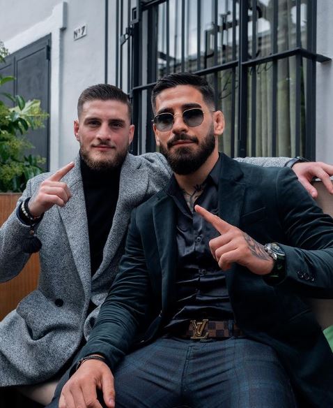 Ilia with his brother Aleksandre Topuria