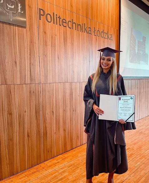 Karolina Bielawska graduation