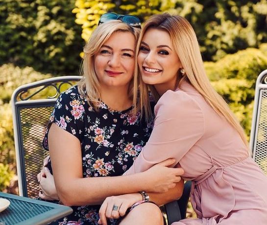 Karolina and her mother Agnieszka Zakrzewska-Bielawska