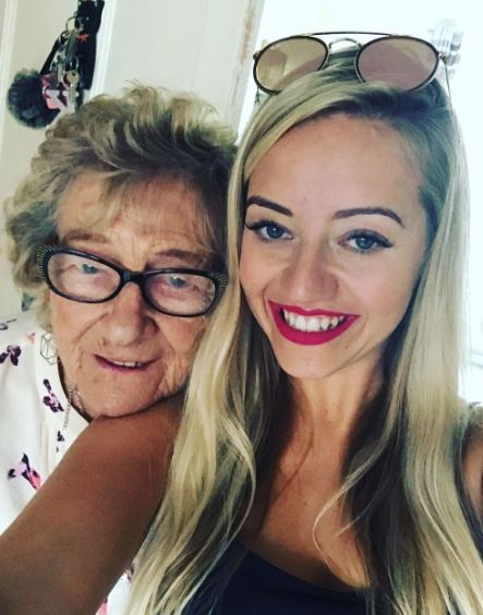 Kelsey Hardwick and her grandmother
