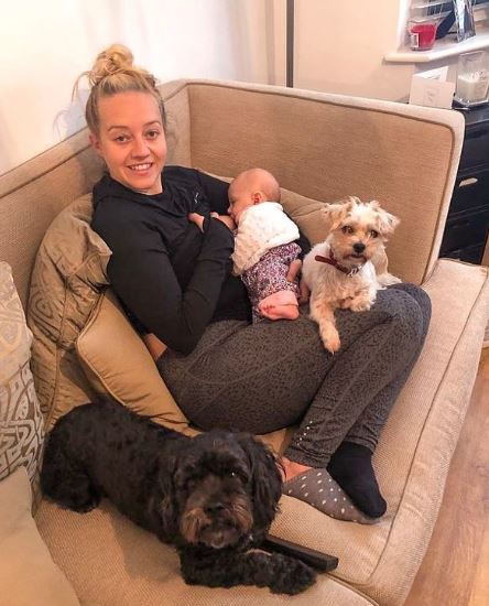 Kelsey Hardwick has two pet dogs