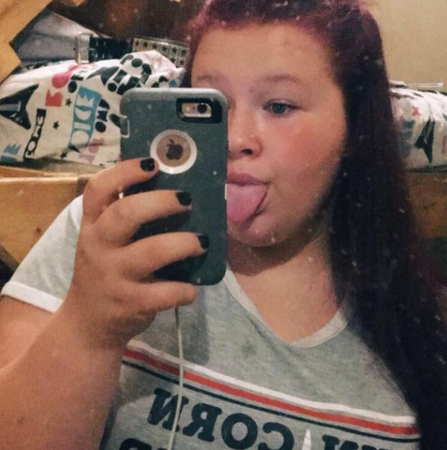 Kelsie Dolin loves to capture mirror selfies