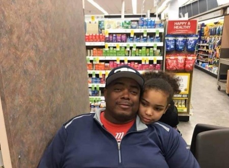 Konnor Mcclain with her father