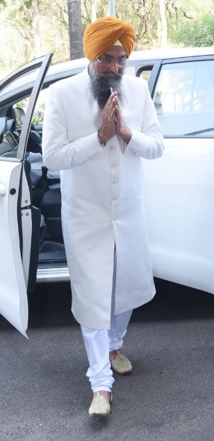 Kultar Singh Sandhwan height