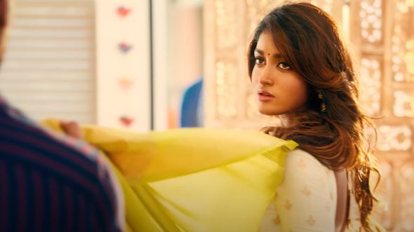 Lead actress Dimple Hayathi as Mythili