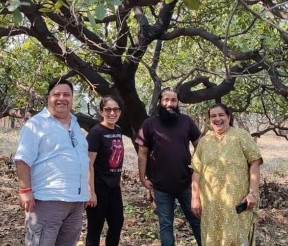 Mayank Pahwa likes traveling with his family