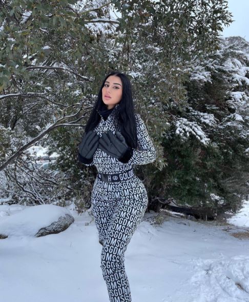 Mikaela Testa likes traveling
