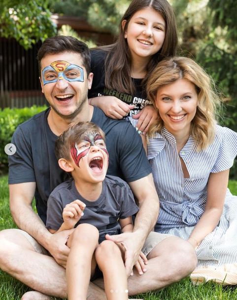 Olena Zelenska with her spouse daughter and son