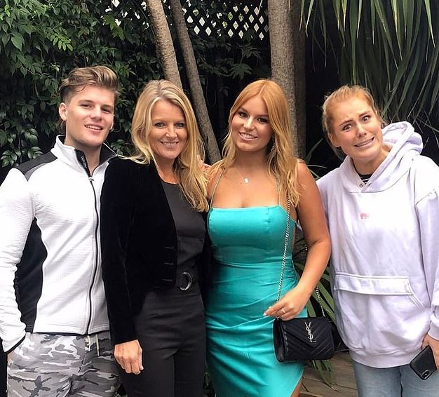 Simone with her kids Brooke Warne, Jackson Warne, and Summer Warne