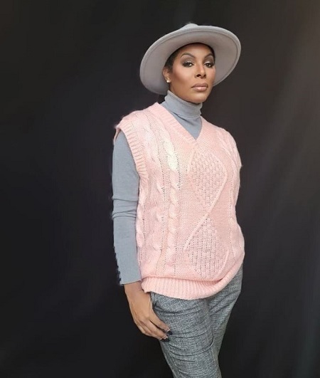 Varda Etienne Height, Weight & Physical Appearance