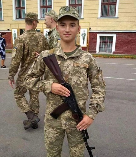 Vitalii Sapylo Height, Weight & Physical Appearance