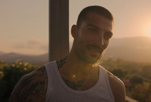 Actor Simone Susinna as Nacho
