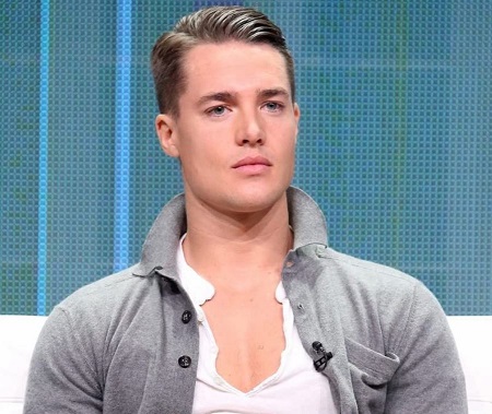 Alexander Dreymon Family, Siblings (Nationality & Ethnicity)