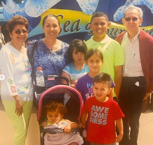 An old photo of Deidre with her family