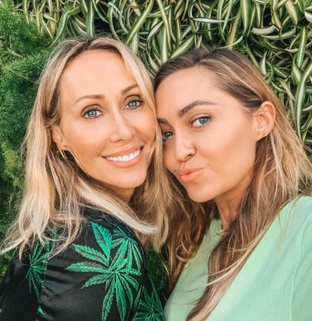 Brandi Cyrus Family (Nationality & Ethnicity)