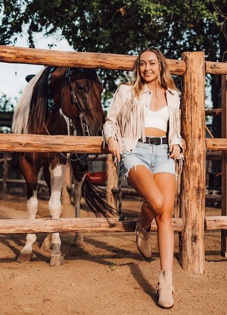Brandi Cyrus Wikipedia, Biography, (Early Life & Education)