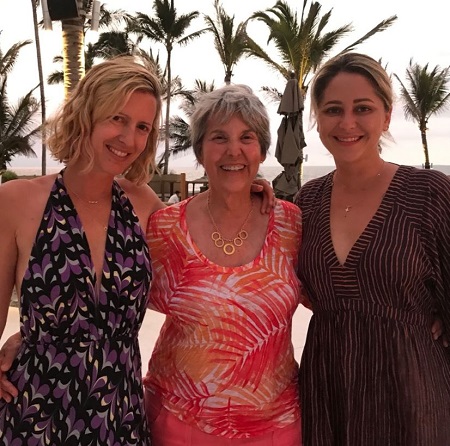 Brooke Williamson with her mother and sister