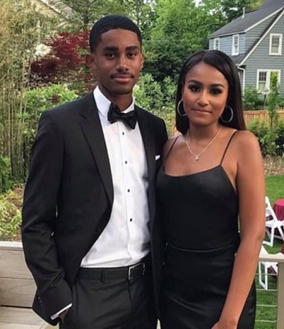 Clifton Powell Jr. with Sasha Obama