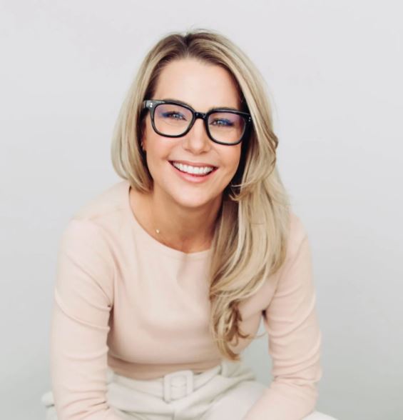 Dr. Shannon Curry wiki