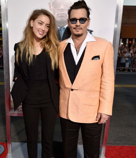 Elaine Bredehoft is the lawyer of Amber Heard