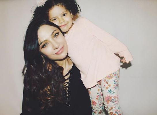 Evangeline with her daughter