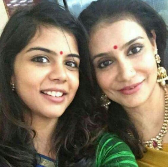 Kalyani Priyadarshan with her mother