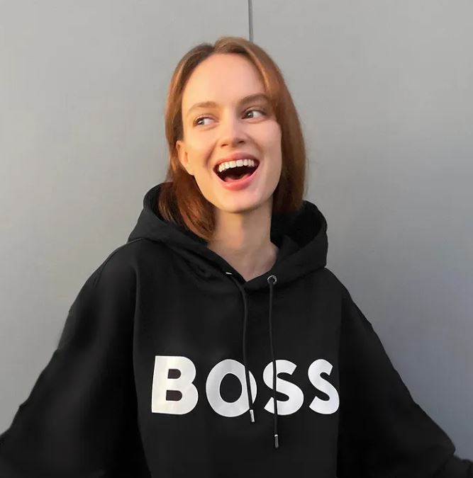 Krista Tcherneva worked with the BOSS brand on her Instagram page