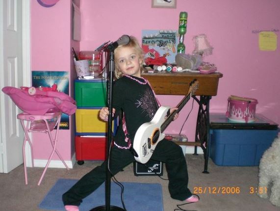 Leah Marlene childhood image