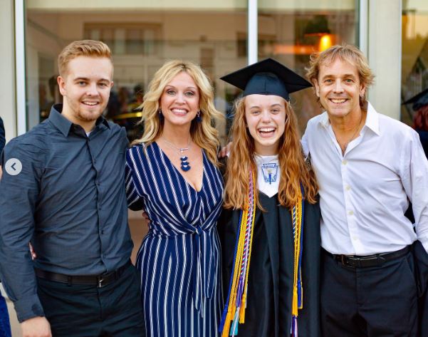Leah Marlene with her dad mom and brother