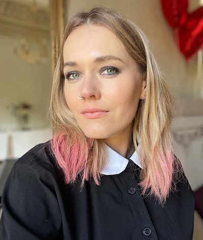 Magdalena Lamparska piercing