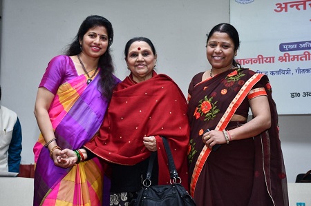 Maya Govind Family, Siblings (Nationality & Caste)