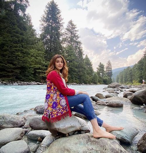 Nupur Sanon is a traveler