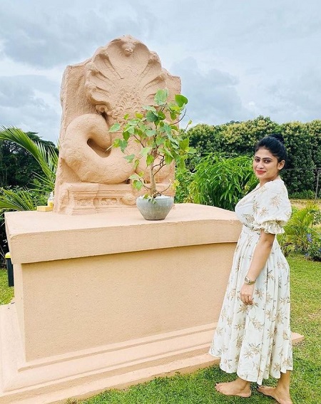 Piumi Hansamali Net Worth & Income Source