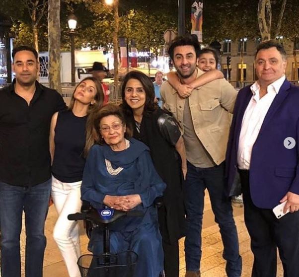 Riddhima with her family